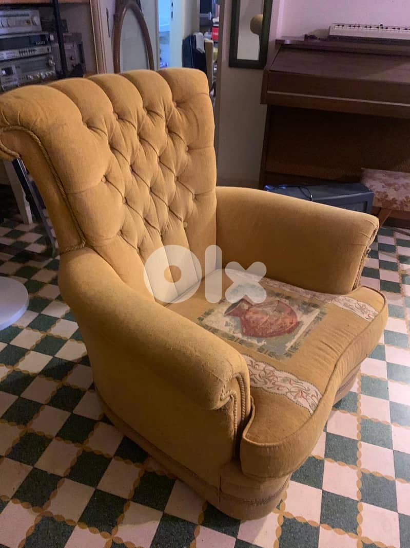old sofa 0