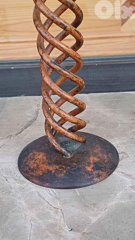 antique 6