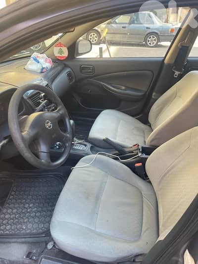 Nissan Sunny 2004