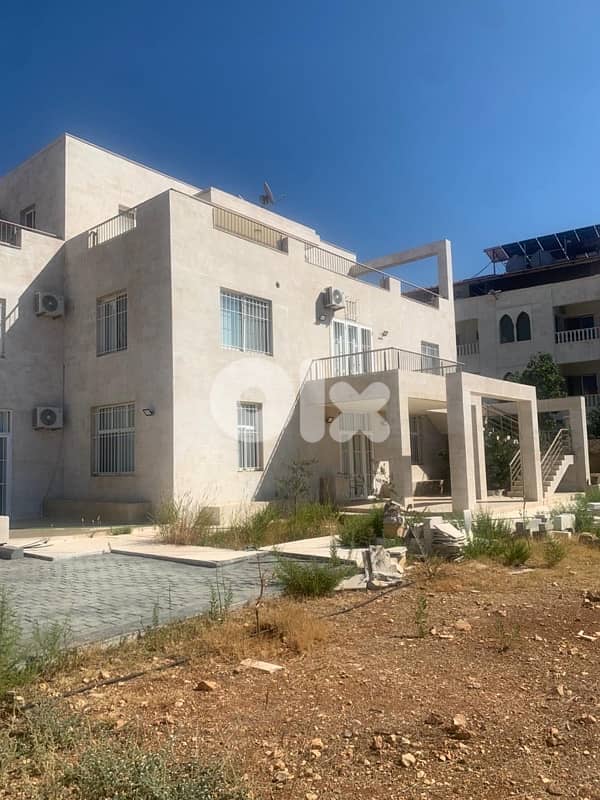 Mechref Villa For Rent - فيلا في المشرف للإيجار 0