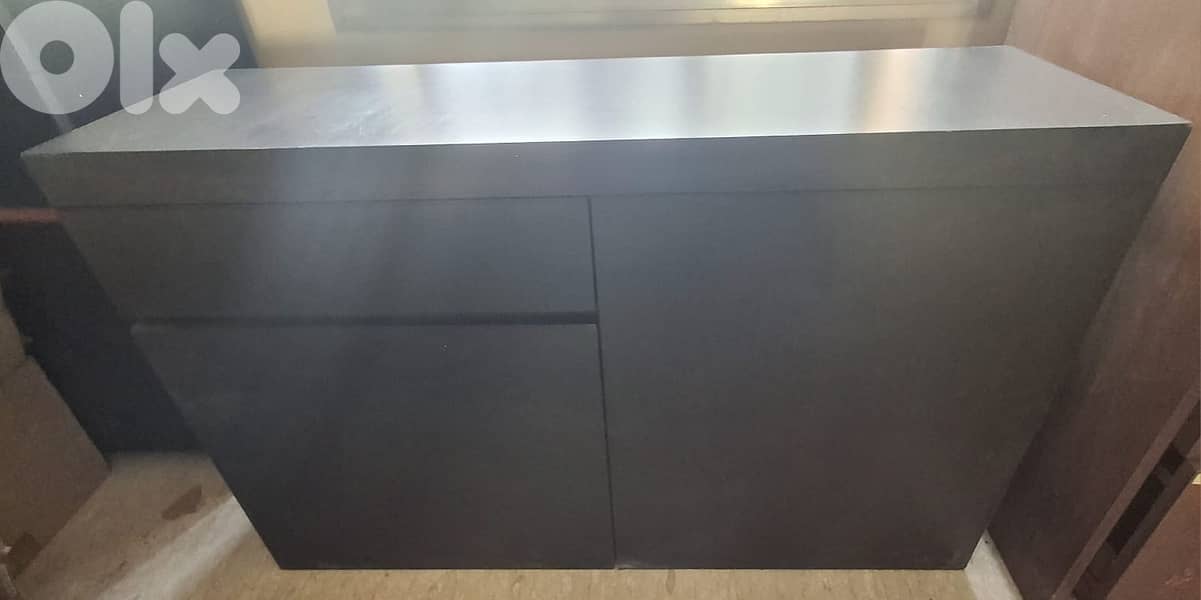 cabinet 0