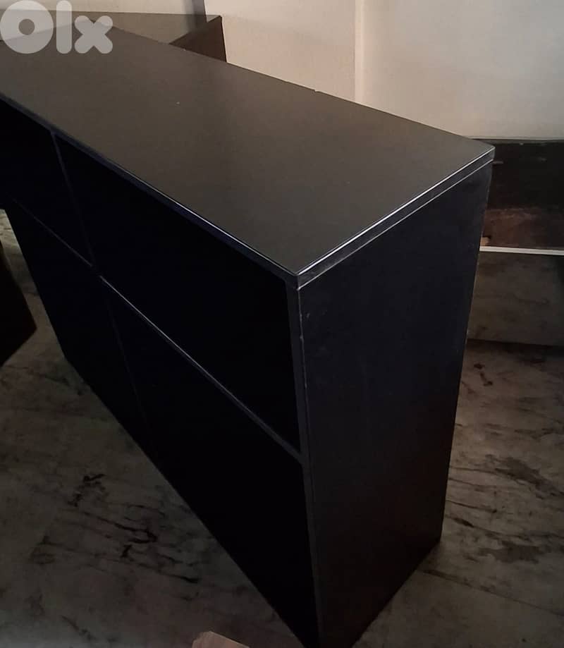 cabinet 2