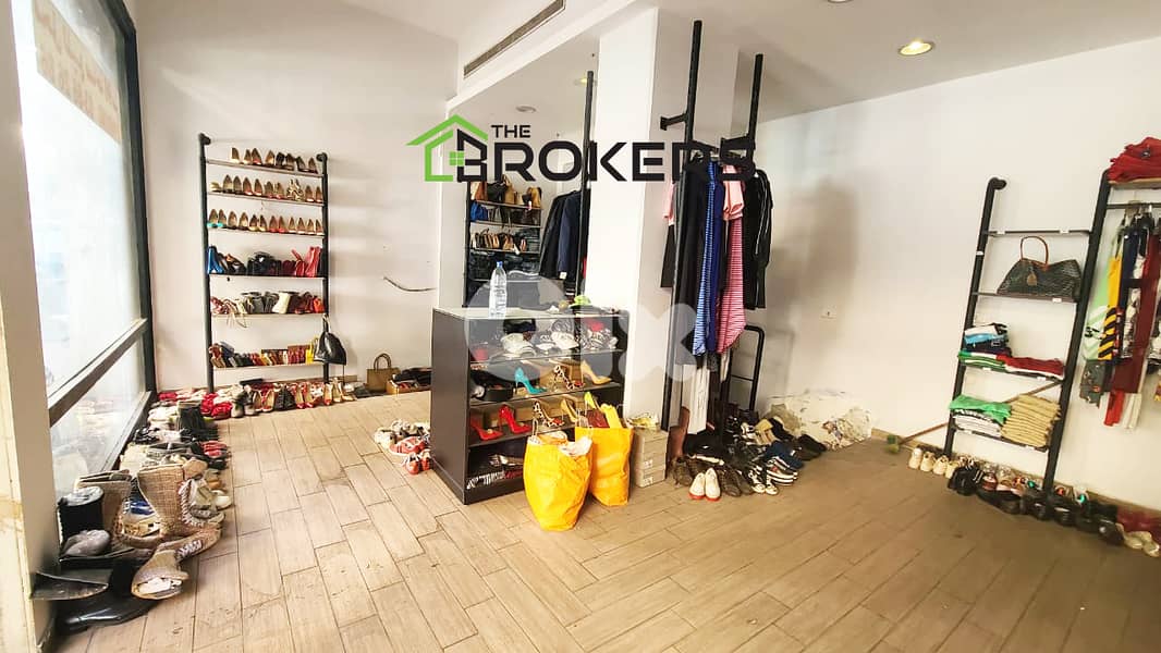 Shop for Sale in Hamra  محل للبيع في الحمرا 0
