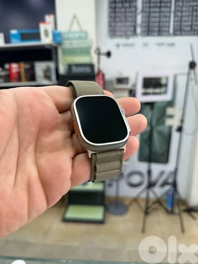 Apple Watch Ultra 2 49mm Titanium Olive Alpine