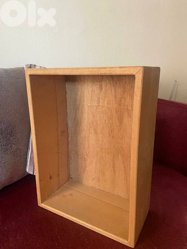 wooden boxes 0