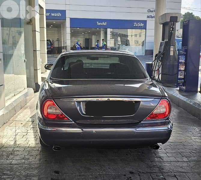 Jaguar XJ8 2004 0