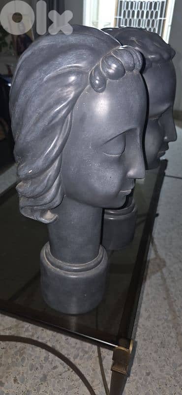 geovanna and geovanni scultpure 2