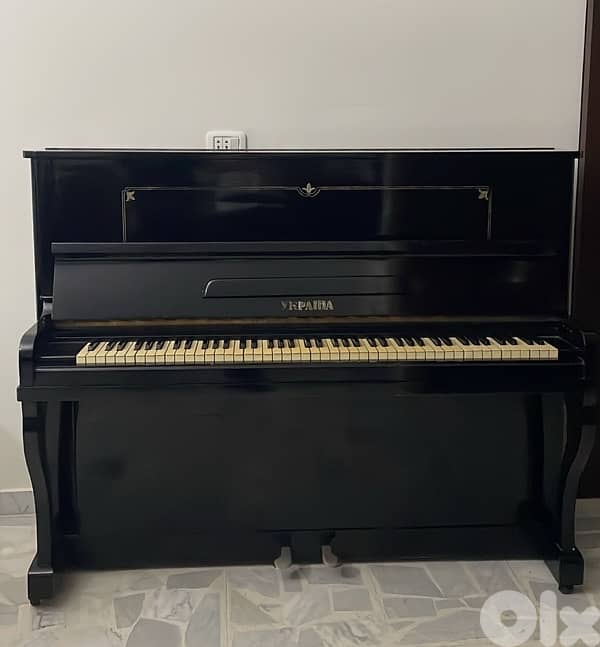 YKPAIHA Upright Piano – Black – Good Condition 0