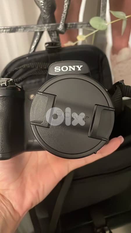 Sony Cyber Shot DSC - H400 2