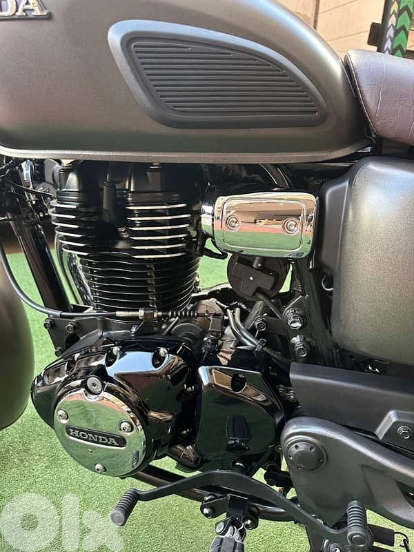 Honda CB 350 2024 6