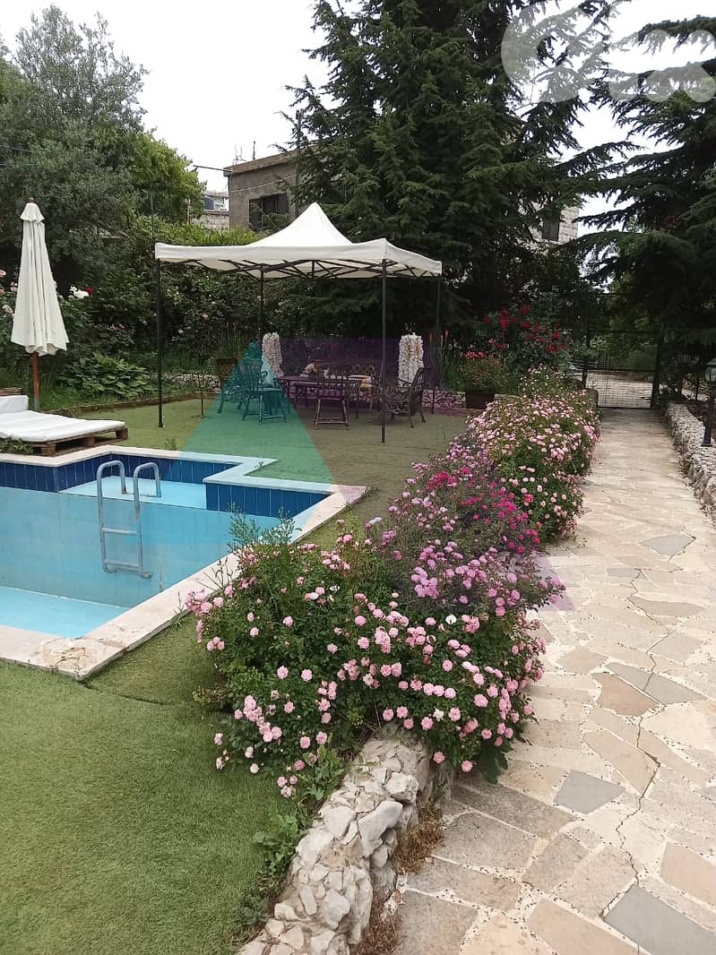 Prime Chalet with Land+mountain view 4sale in Faytroun-شاليه في فيطرون 0