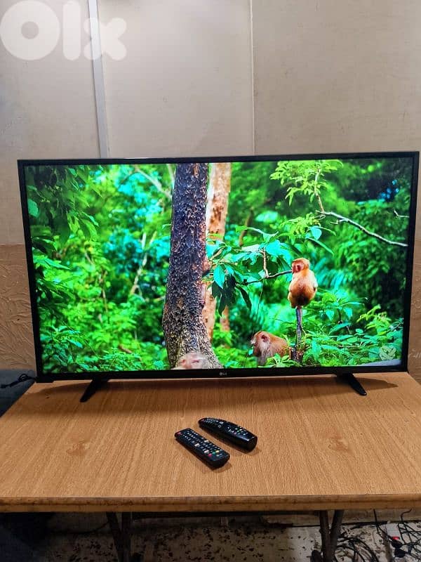 led lg 50" smart built in reciver 3