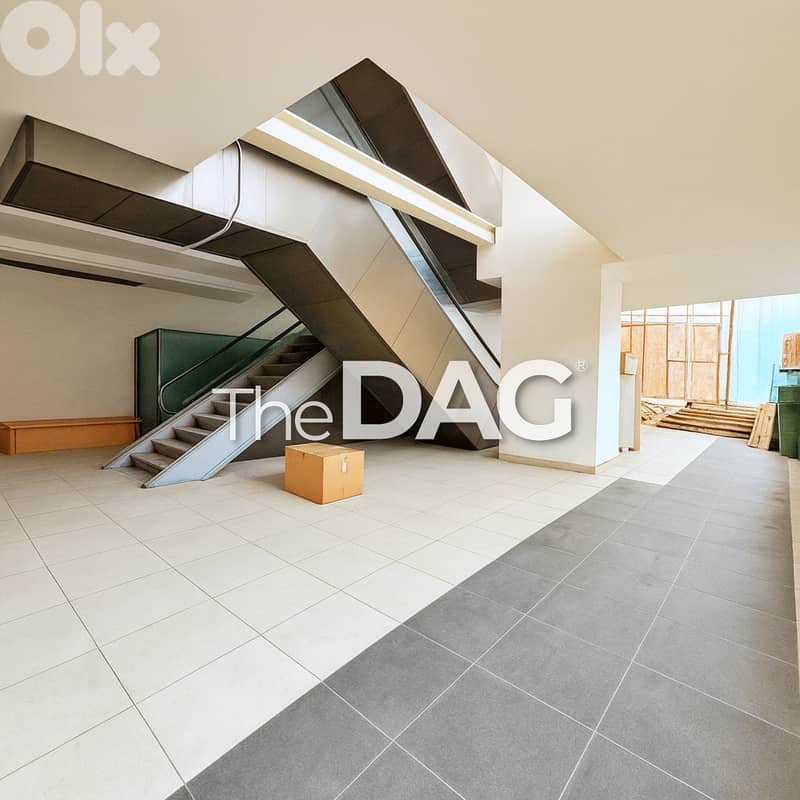 Spacious 1000 SQM Showroom for Rent Near Beirut Souks 0
