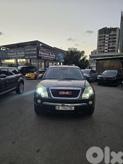 GMC Acadia 2012 SLT LIMITED EDITION 4wd 7 seats Clean car fax top car