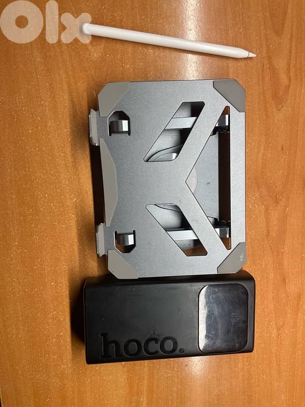 iPad accessories 1