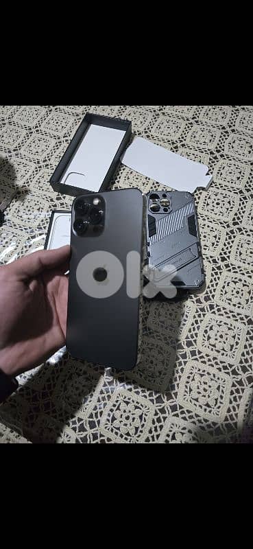 iphone 13 pro max 256 gb andaf 7abbe be lebnen 1