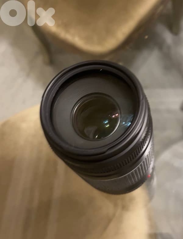 Canon 75-300mm lens barely used intact condition 0