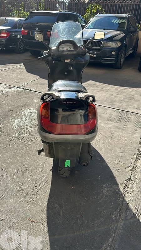 Honda Foresight 1