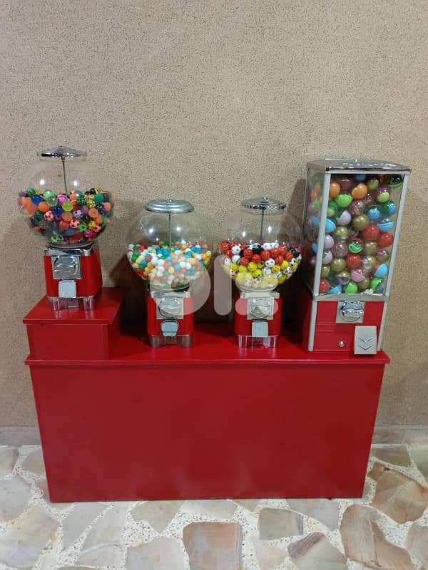 bouncy balls and candy Gamble Machines 4