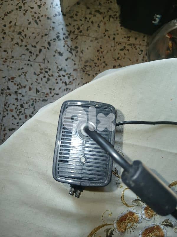 Xbox 360  with power cables +game 8