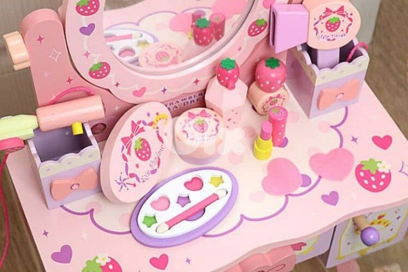 Strawberry Princess Dresser 7