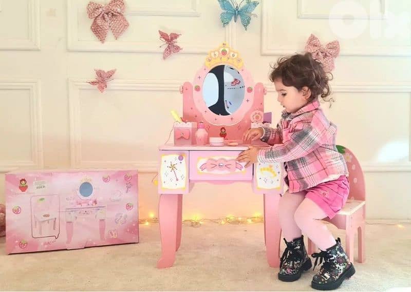 Strawberry Princess Dresser 13