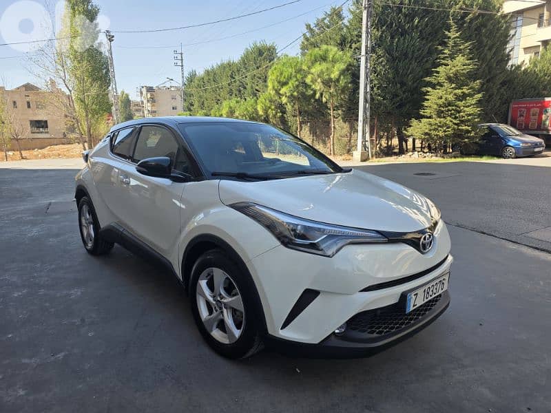 Toyota C-HR 2017 0
