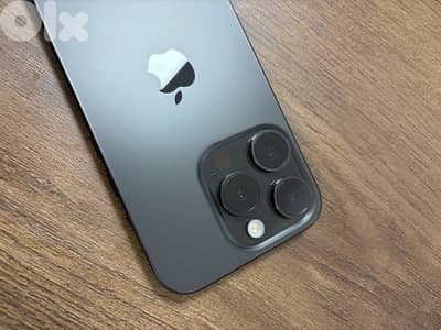 iPhone 15 PRO 256GB Black - Battery 92%
