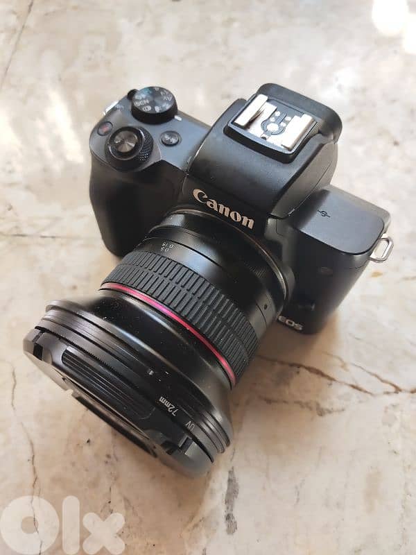 Canon M50 (No standard kit lens) 0