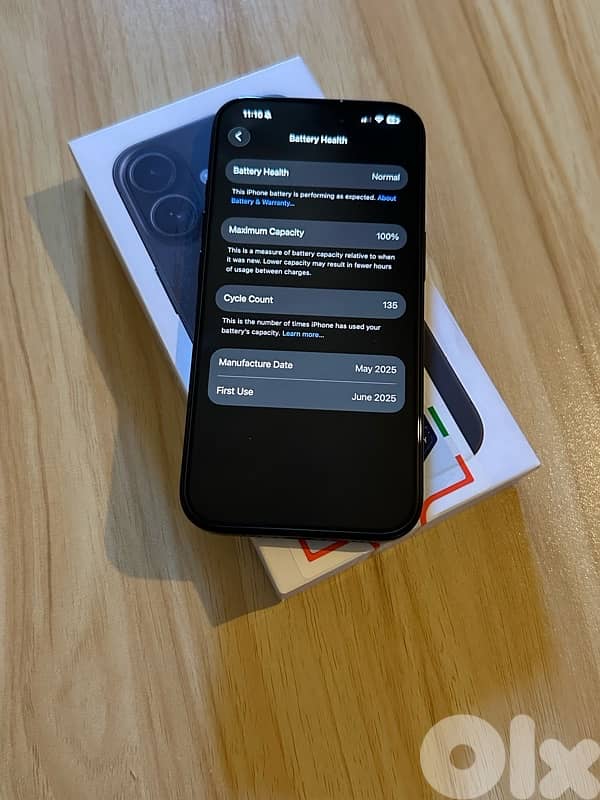 iphone 16 128gb 100% battery 4