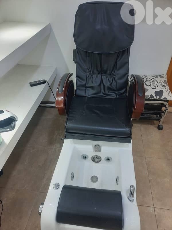 كرستين pedicture للبيع ب ٧٠$ فقط!! 3