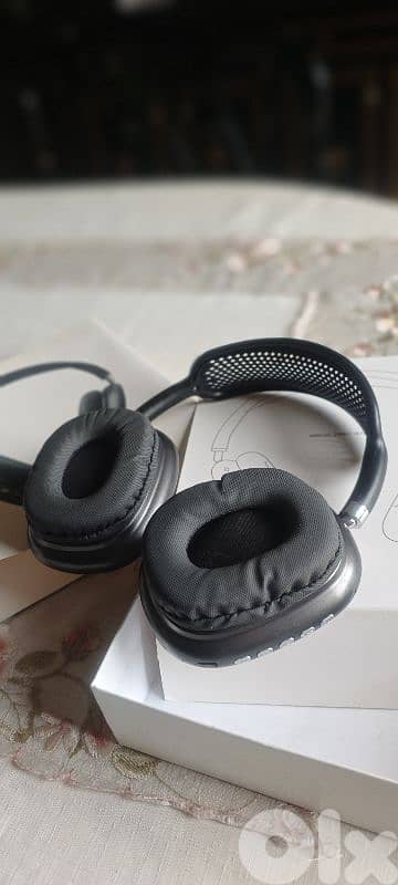 Wireless Headset 0