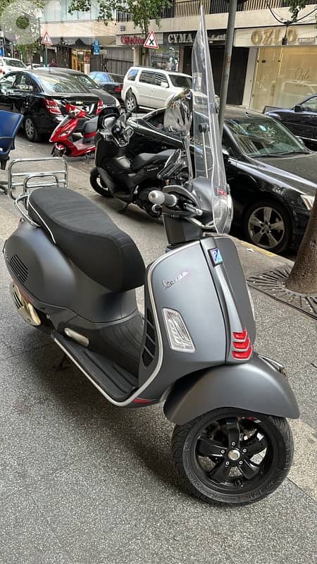 vespa GTS supersport 300 2022 2