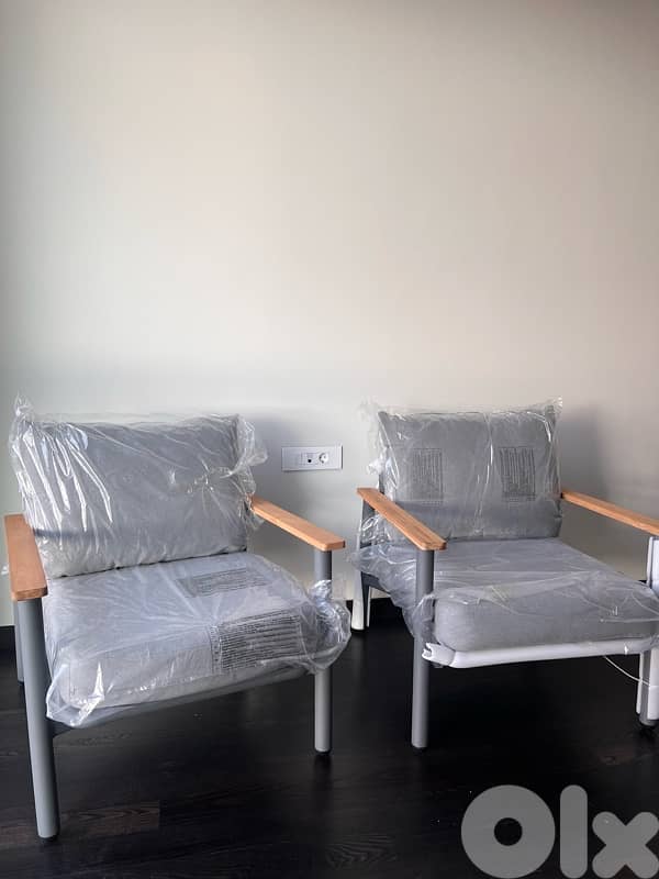 Brand New Modern Lounge Chairs (Set of 2) 0