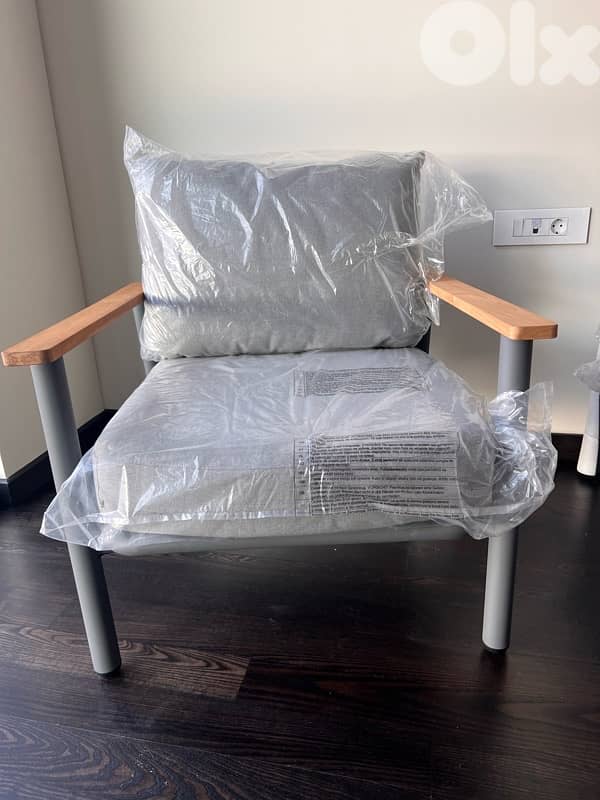 Brand New Modern Lounge Chairs (Set of 2) 5