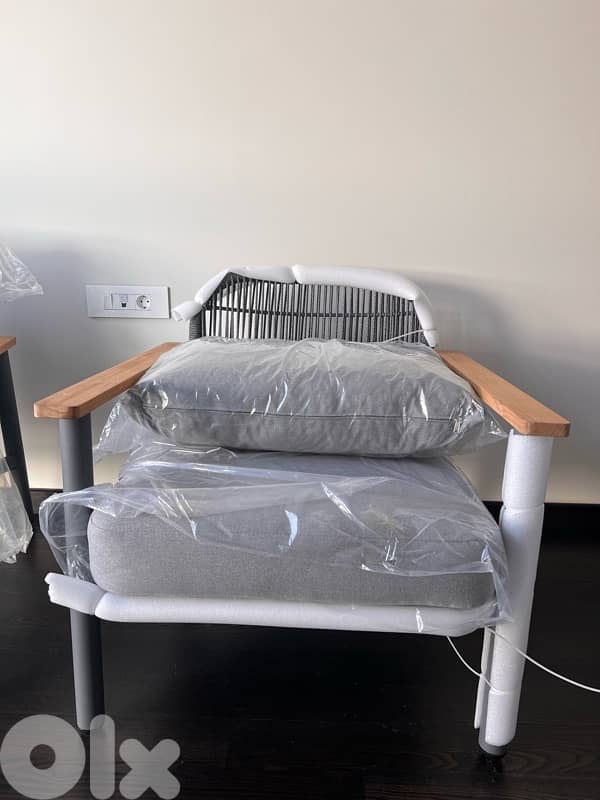 Brand New Modern Lounge Chairs (Set of 2) 6