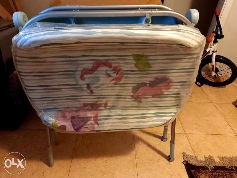 Chicco cuddle & bubble bath + changer 3