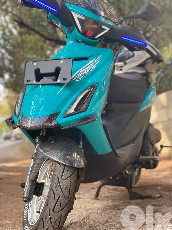 v 180 cc venom 0