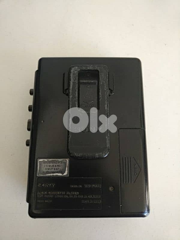 Vintage Walkman Sony WM-F2081 - Not Negotiable 1