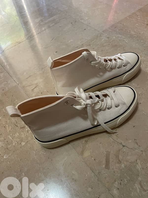 Stylish Off-White High-Top Sneakers – Unisex, New 1