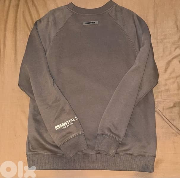Essentials sweater 0