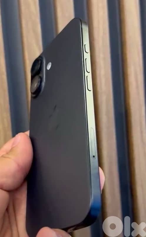 iphone 16 128gb  like super new 0