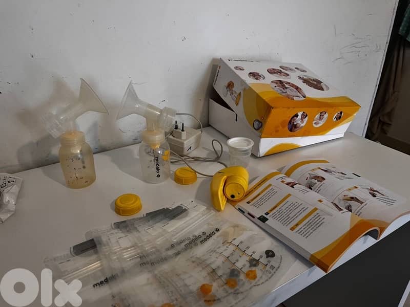 2 MILK BREAST PUMP MACHINES 0