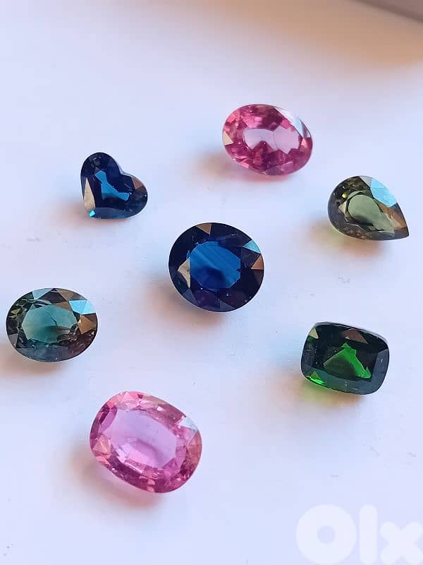 natural gemstones, sapphire. garnet 0