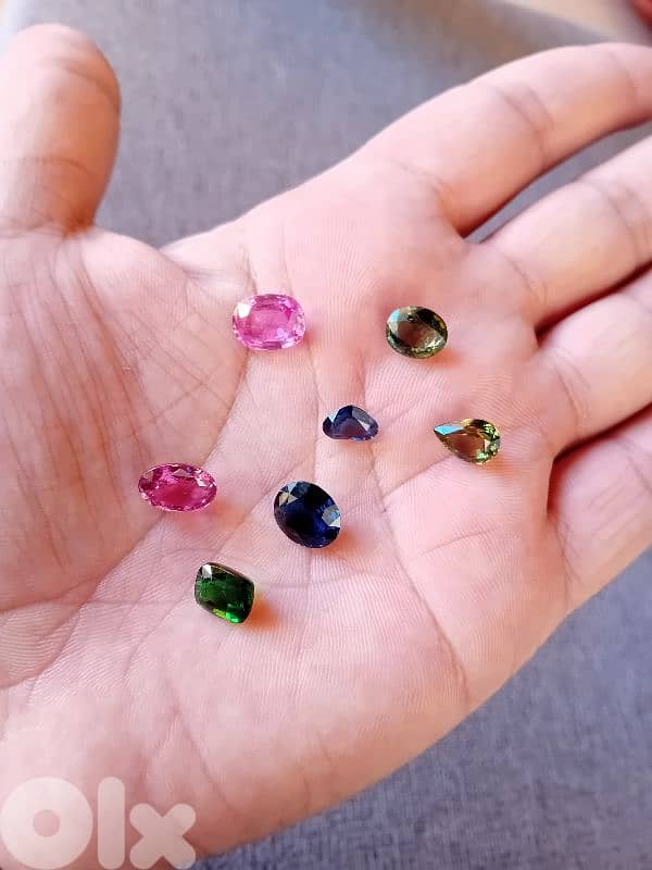 natural gemstones, sapphire. garnet 1