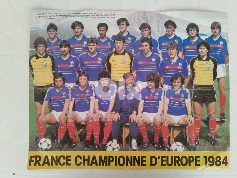 Rare 1984 EQUIPE DE FRANCE + MICHEL PLATINI Medium size 0