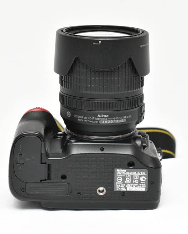 Camera Nikon D7100 like new 3