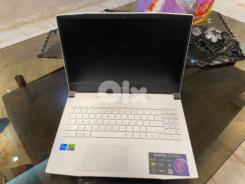 MSI sword 15 A12V 1