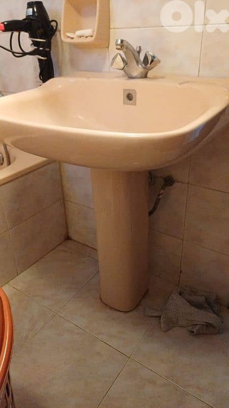 Lecico Camilia Bathroom Accessories 1