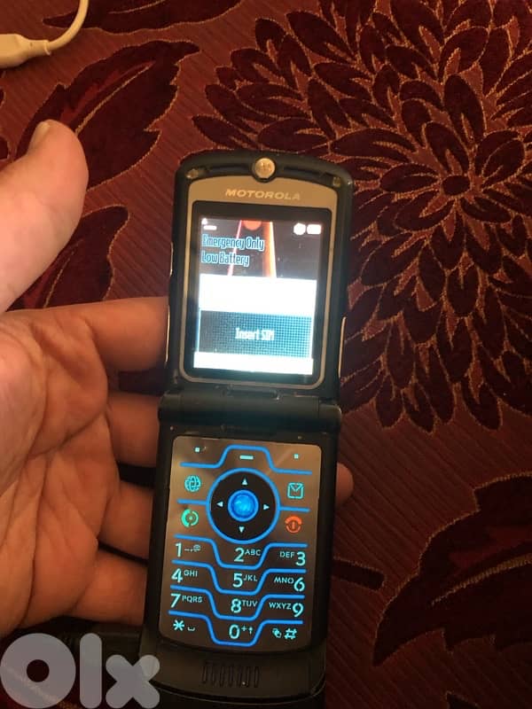 Motorolla v3i vintage mobile phone 0